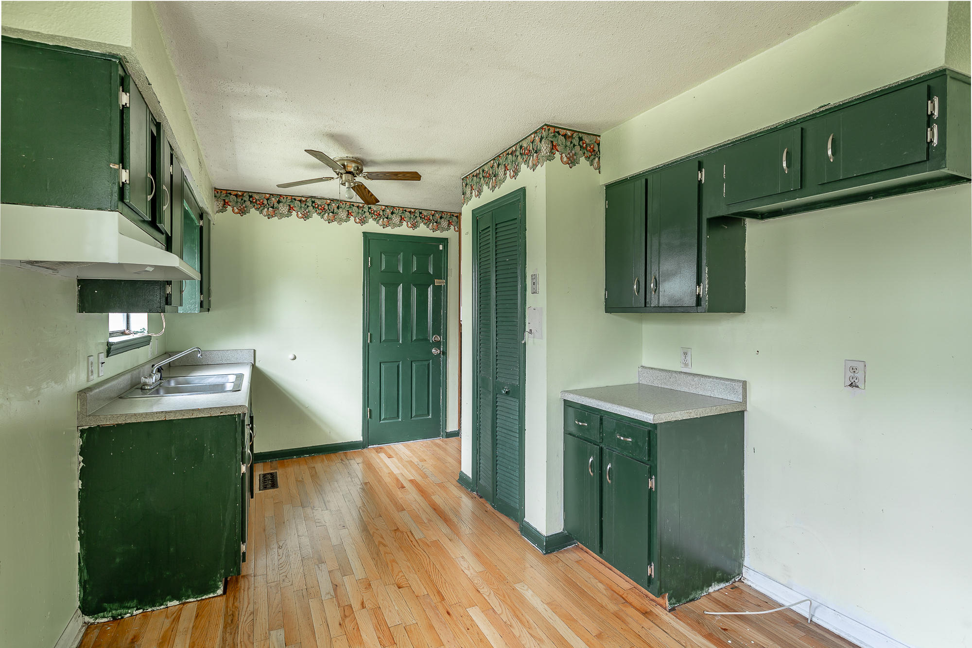 1607 North Chester Road Hixson, TN 37343 - Photo 18 of 31 1607 N Chester Road-18