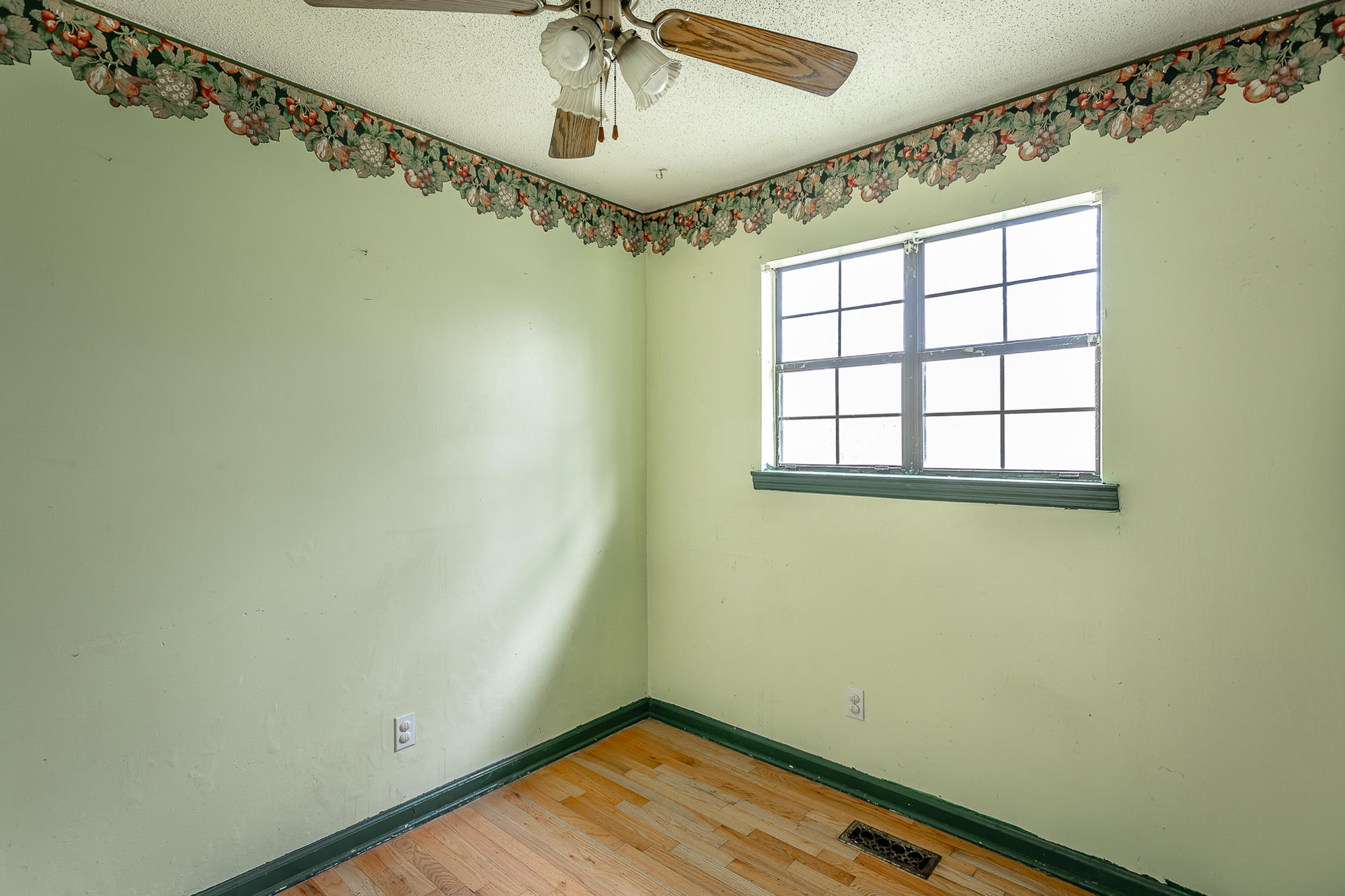 1607 North Chester Road Hixson, TN 37343 - Photo 20 of 31 1607 N Chester Road-20