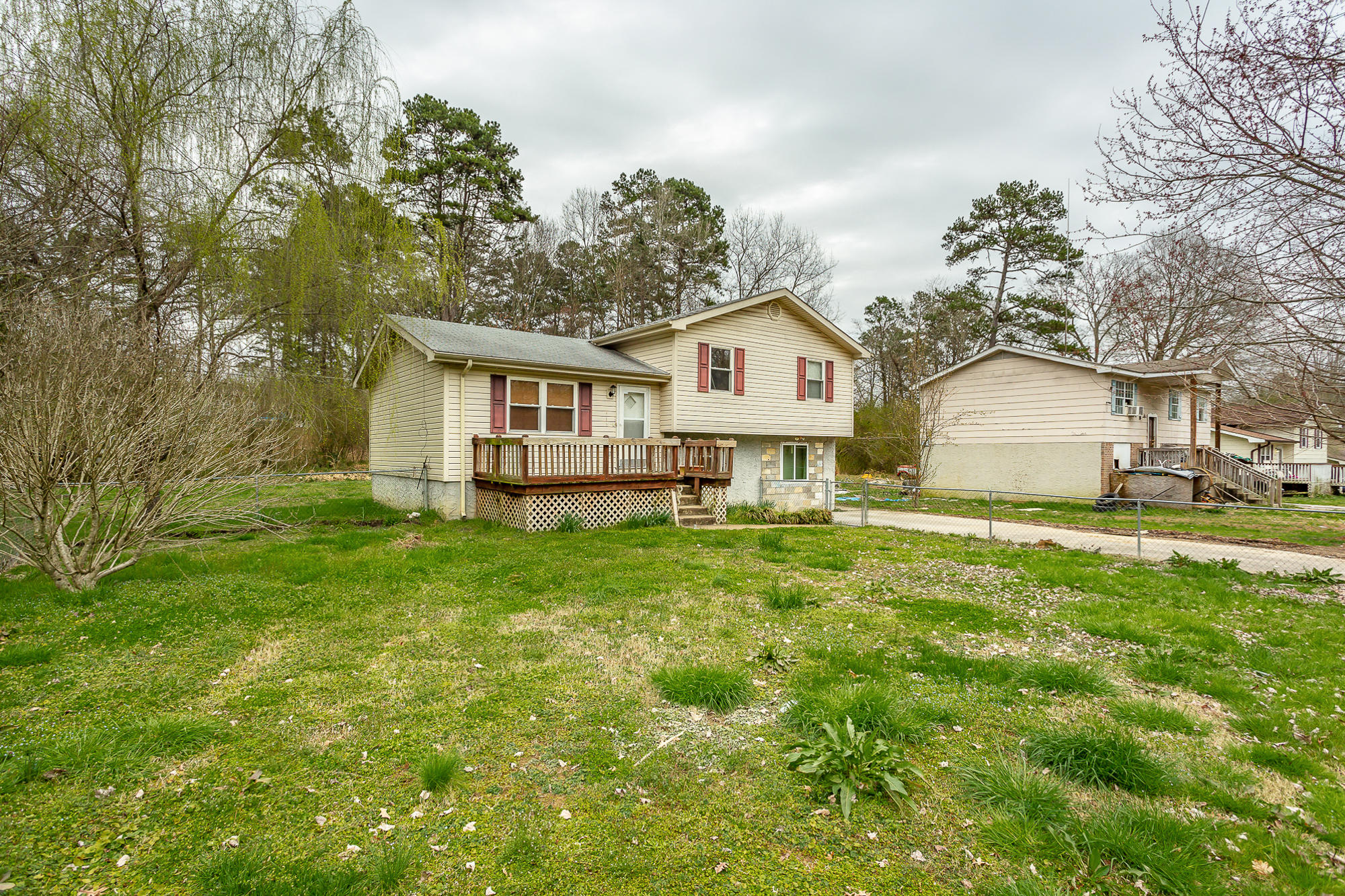 1607 North Chester Road Hixson, TN 37343 - Photo 4 of 31 1607 N Chester Road-5