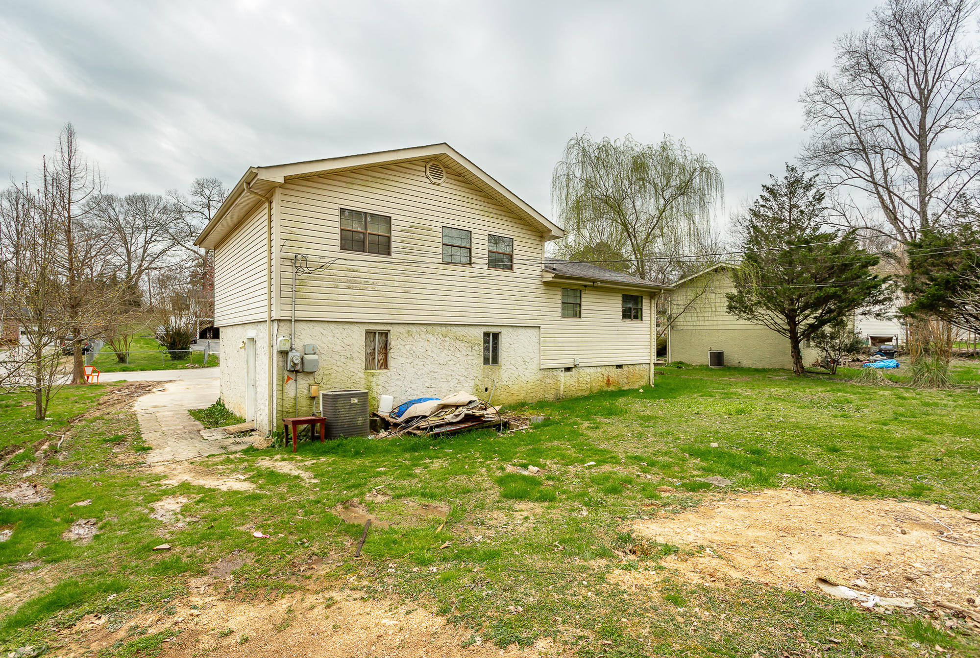 1607 North Chester Road Hixson, TN 37343 - Photo 10 of 31 1607 N Chester Road-7