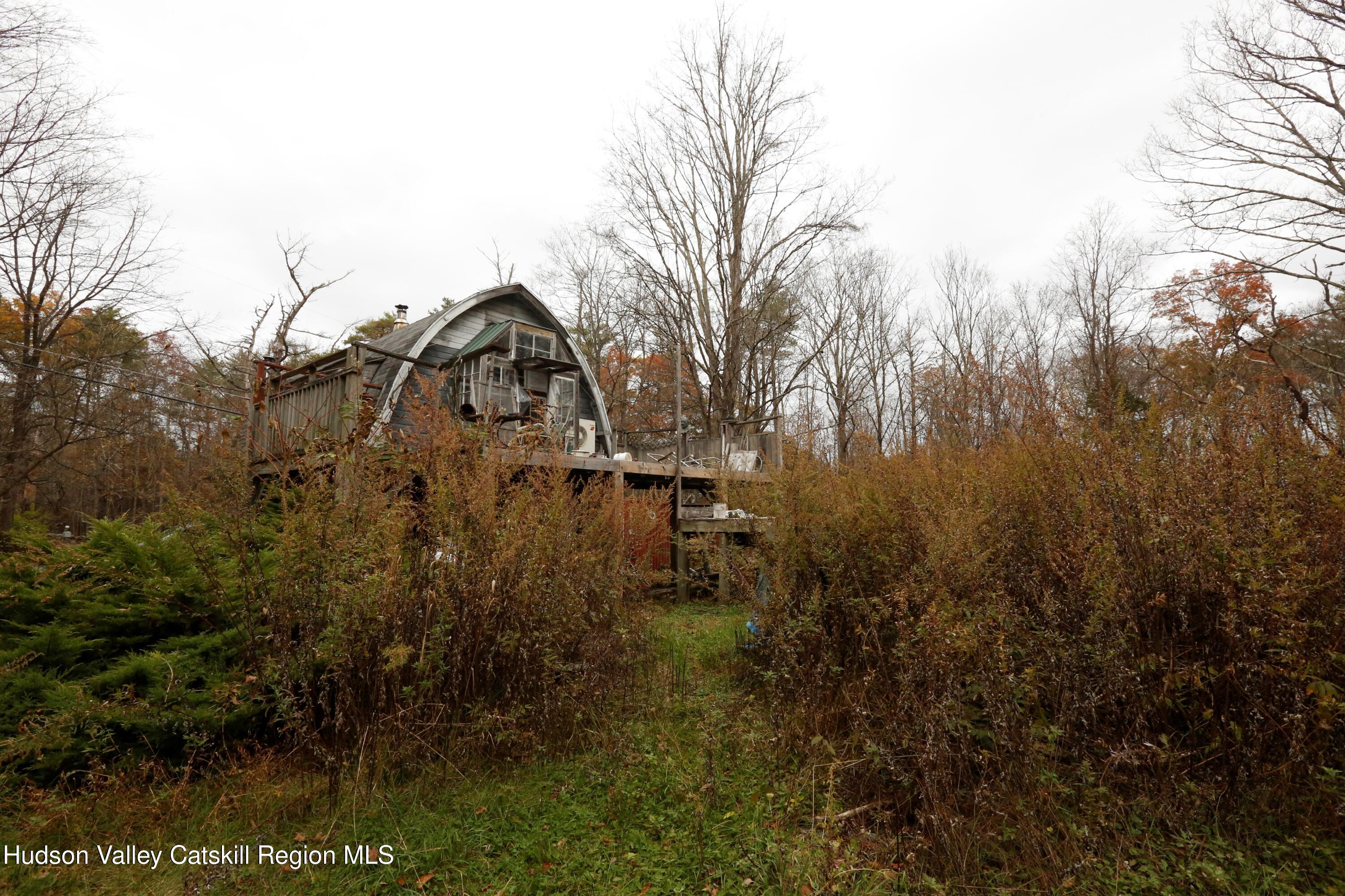 424 High Falls Road Saugerties, NY 12477 - Photo 15 of 24 a view of a big yard with large trees