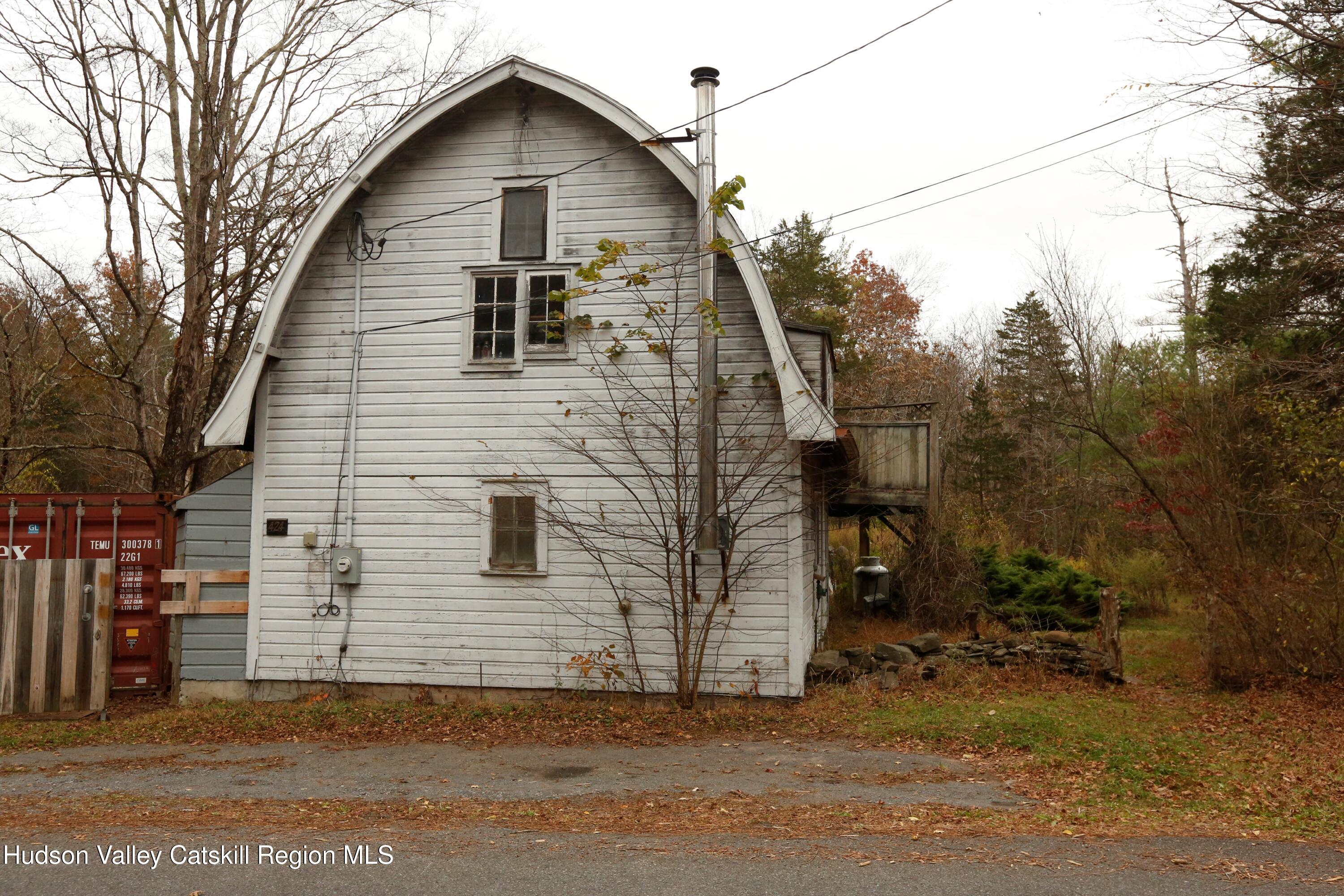 424 High Falls Road Saugerties, NY 12477 - Photo 20 of 24 a view of a house
