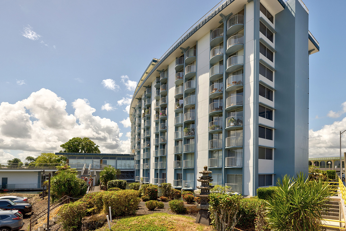 101 Aupuni Street, Unit 802 Hilo, HI 96720 - Photo 22 of 29 a front view of a building