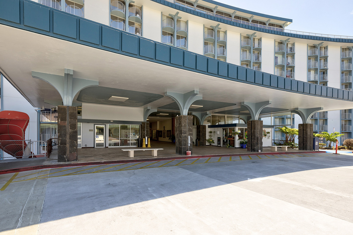 101 Aupuni Street, Unit 802 Hilo, HI 96720 - Photo 25 of 29 a view of a building entrance
