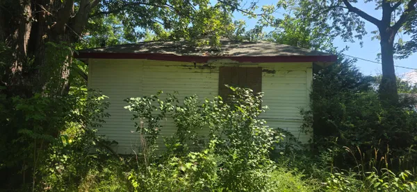 $50,000 | W1000 Eau Claire Road, Bloomfield, WI 53128