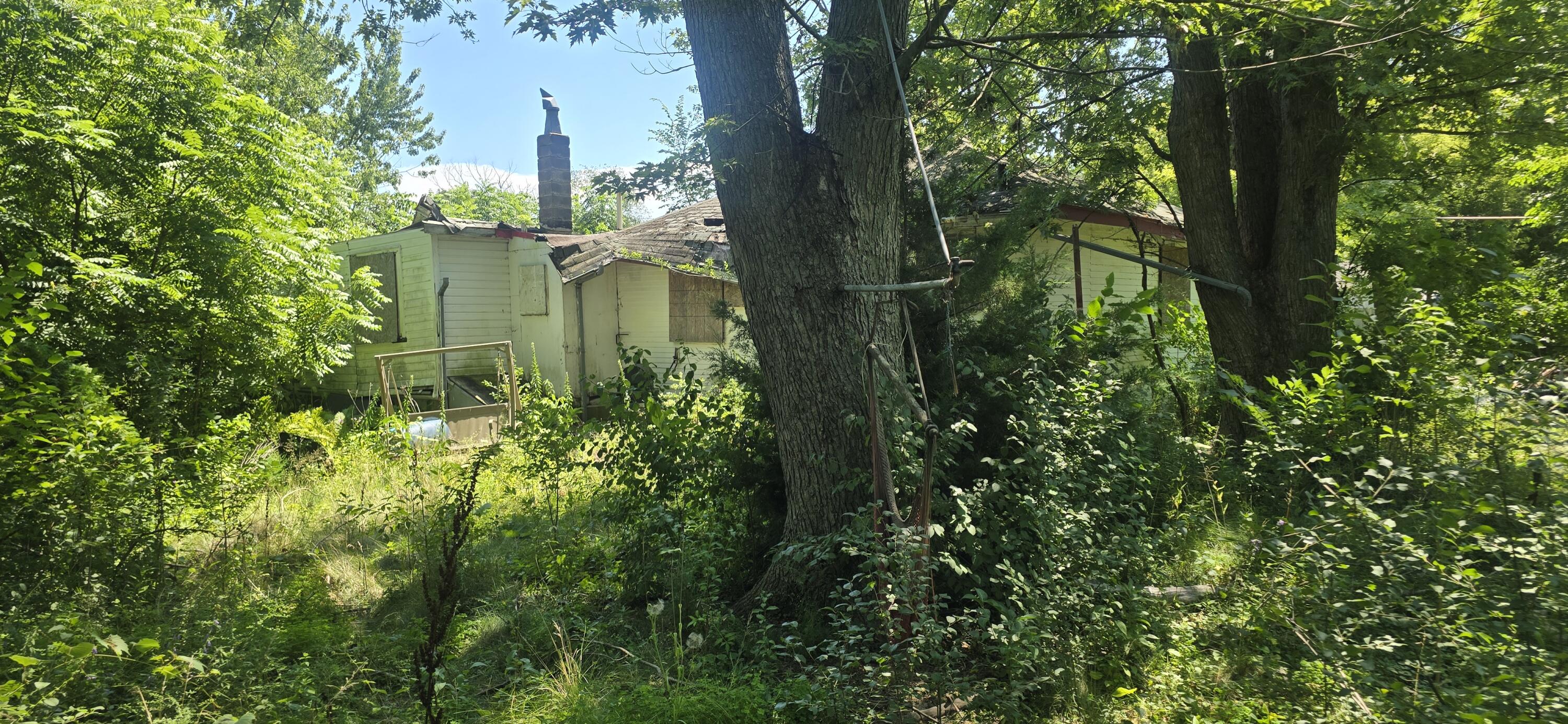 W1000 Eau Claire Road Bloomfield, WI 53128 - Photo 7 of 8 20250728_123855