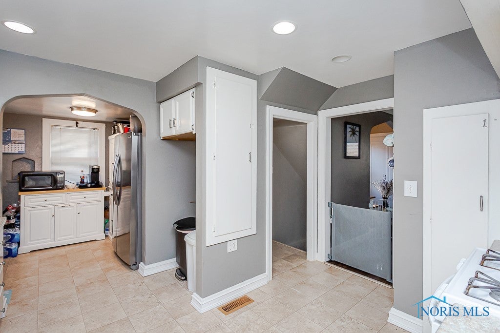 3646 Elmhurst Road Toledo, OH 43613 - Photo 21 of 38 Gallery Image 21