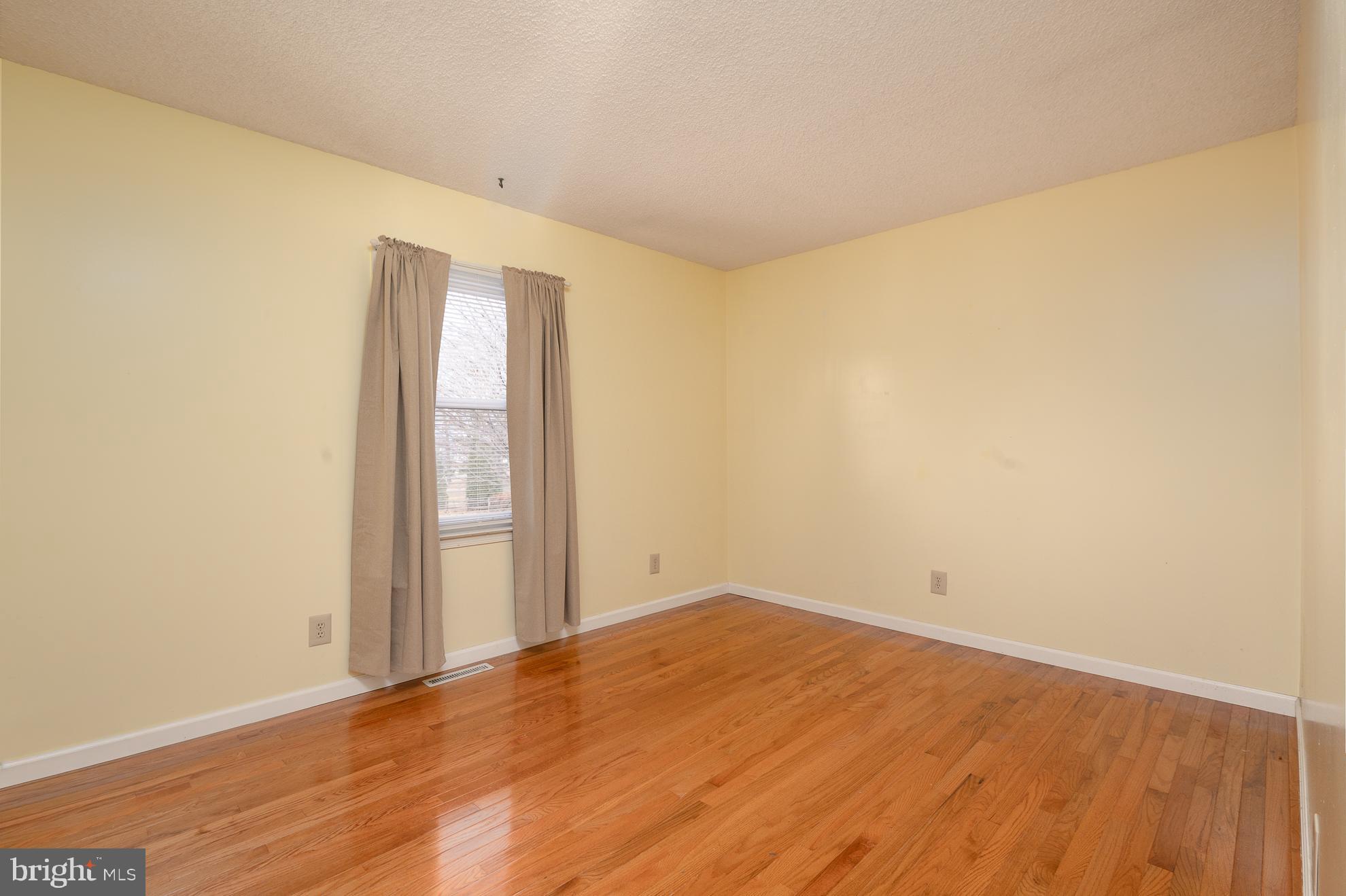 50 Olde Concord Road Stafford, VA 22554 - Photo 20 of 41 a view of empty room with wooden floor