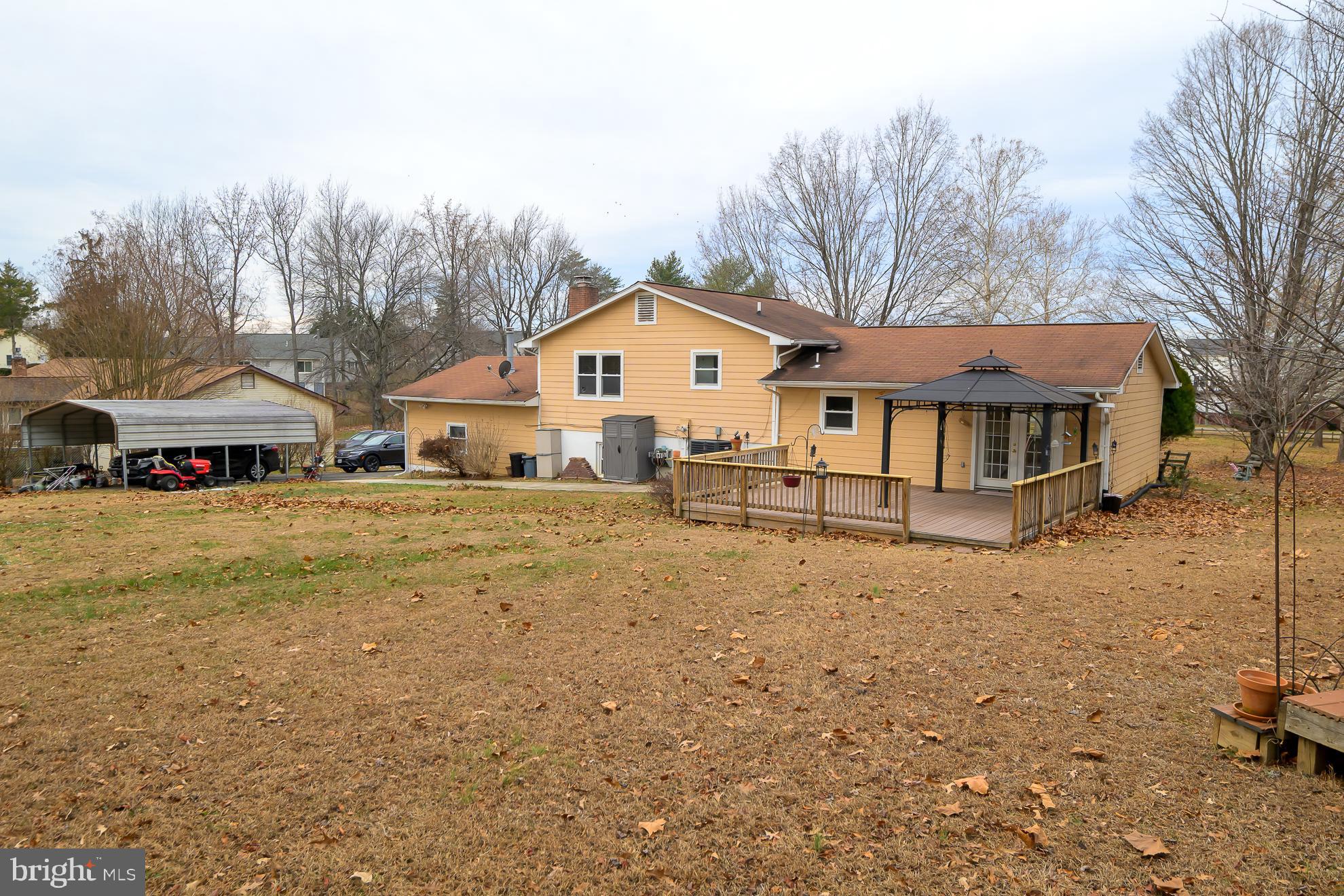 50 Olde Concord Road Stafford, VA 22554 - Photo 36 of 41 Charming home with spacious outdoor retreat.