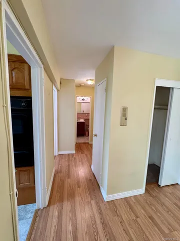 $220,000 | 85-10 151st Avenue, Unit 3M | Lindenwood