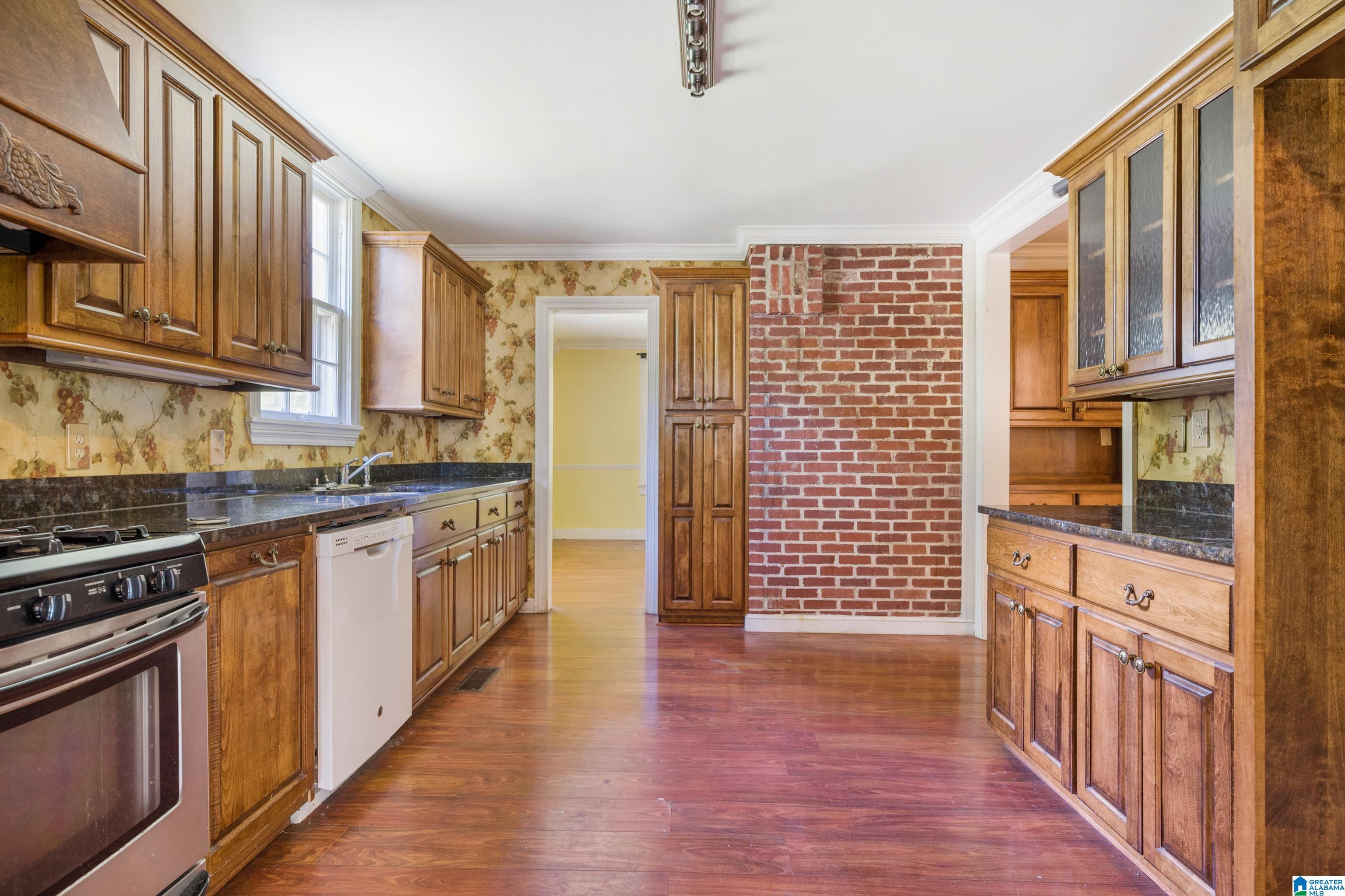8054 West Hill Road Pinson, AL 35126 - Photo 7 of 31