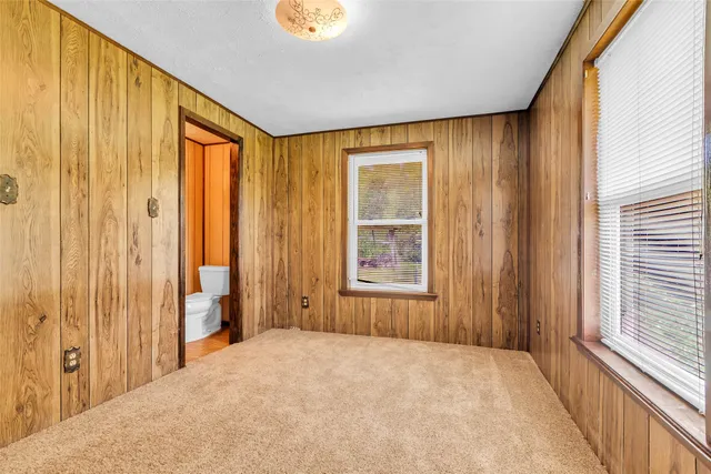 $255,000 | 302 Channelview Drive, Anahuac, TX 77514