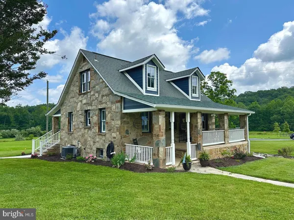 $3,200 | 12301 Chapel Road, Clifton, VA 20124