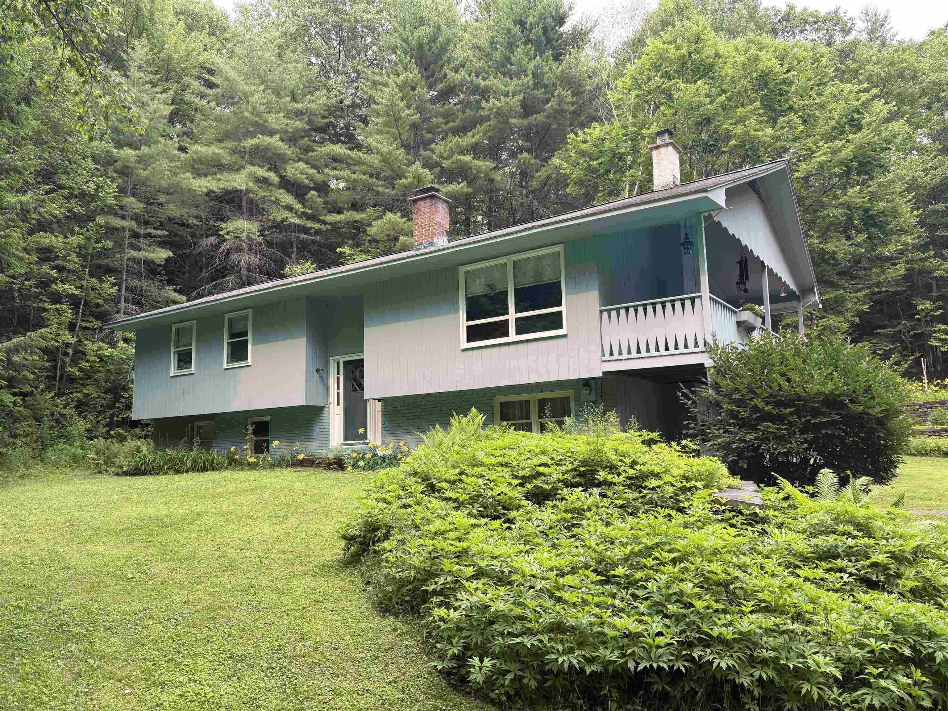 301 Neal Road Hartford, VT 05001 - Photo 2 of 41 Gallery Image 2