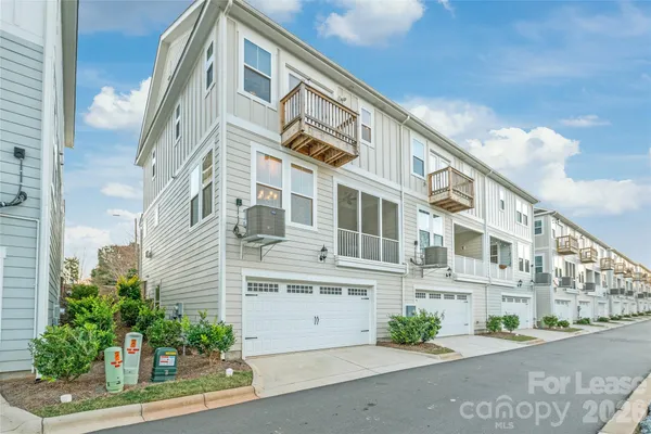 $2,700 | 554 Amalfi Drive, Davidson, NC 28036