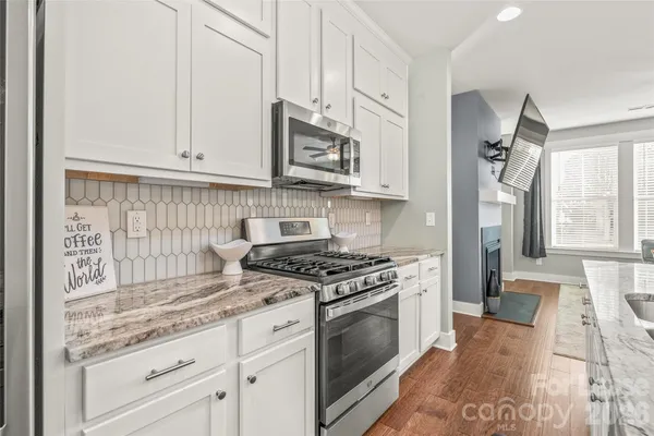 $2,550 | 554 Amalfi Drive, Davidson, NC 28036