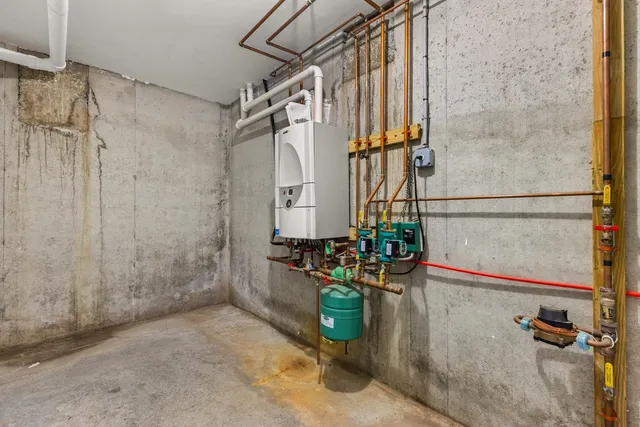 $3,450 | 4 Stimson Street, Kittery, ME 03904