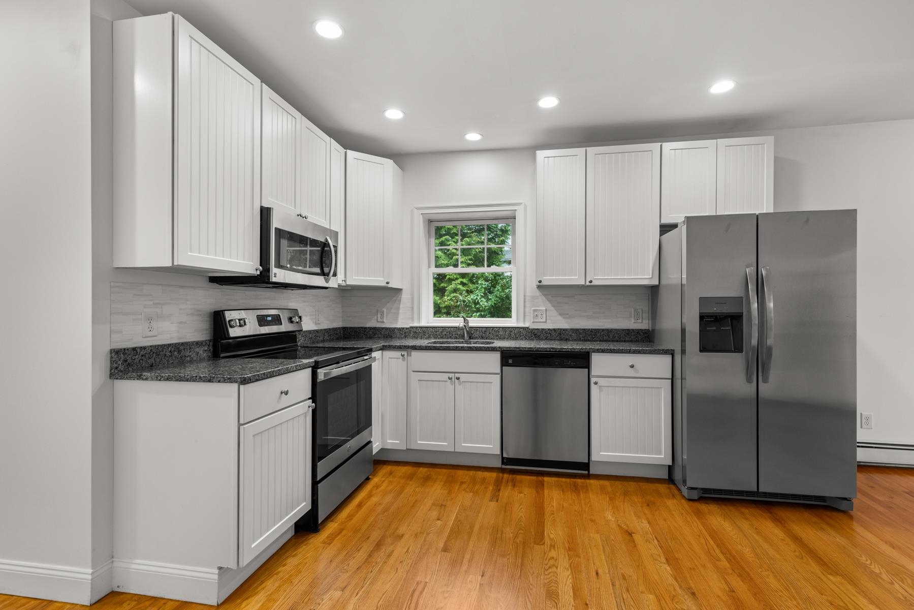 4 Stimson Street Kittery, ME 03904 - Photo 2 of 42