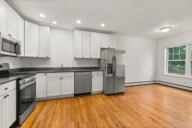 $3,450 | 4 Stimson Street, Kittery, ME 03904