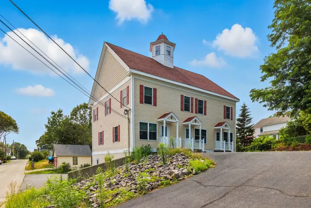 $3,450 | 4 Stimson Street, Kittery, ME 03904