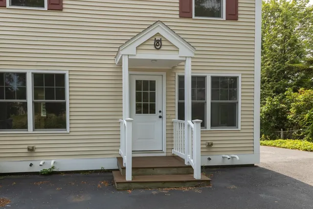 $3,450 | 4 Stimson Street, Kittery, ME 03904