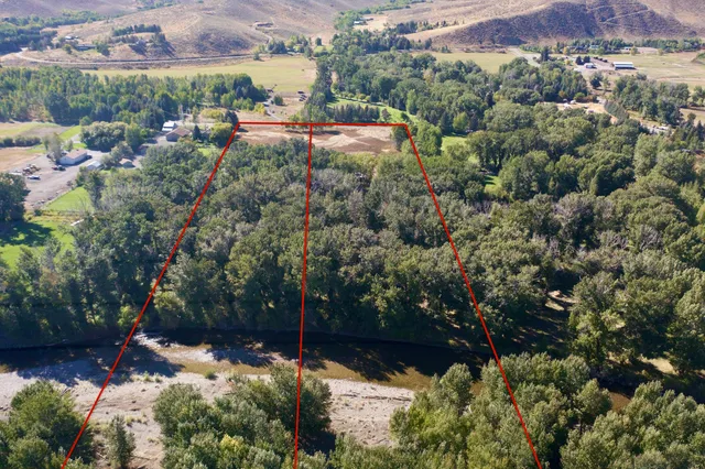 $3,500,000 | 113-117 Lower Broadford Road, Bellevue, ID 83313