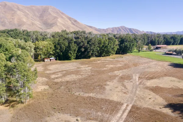 $3,500,000 | 113-117 Lower Broadford Road, Bellevue, ID 83313