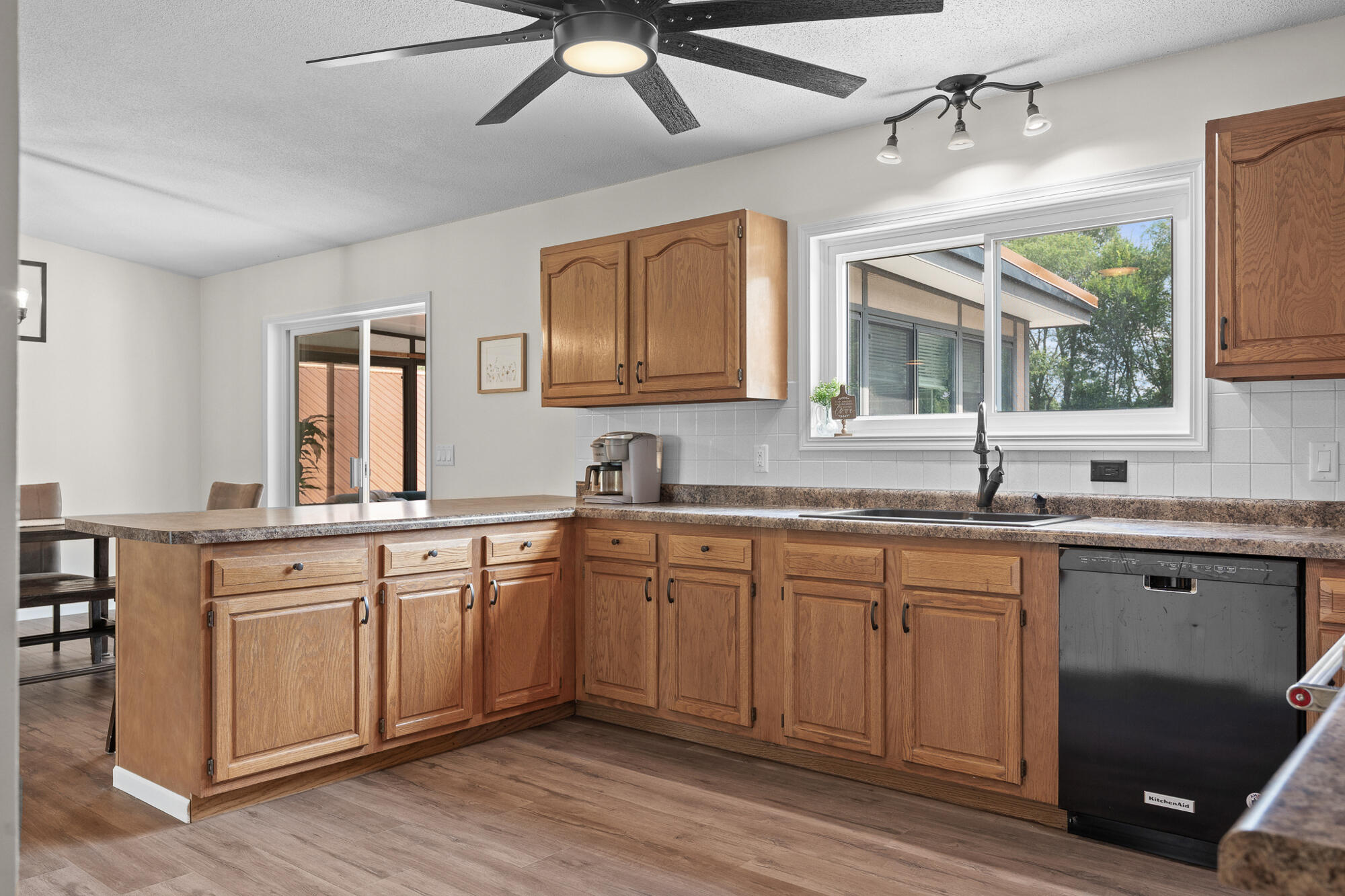 N15648 West Prairie Road Trempealeau, WI 54661 - Photo 14 of 76 Kitchen