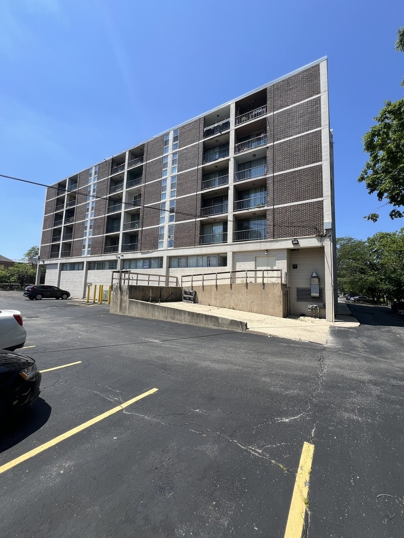 1043 South York Road, Unit 202 Bensenville, IL 60106 - Photo 5 of 5