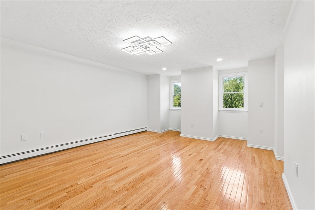 11 Crownridge Road Westborough, MA 01581 - Photo 17 of 42 Gallery Image 17