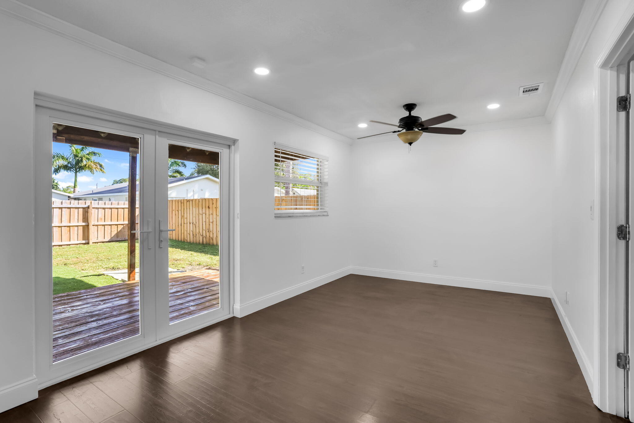 7676 4th Terrace Lake Worth, FL 33463 - Photo 7 of 16 7676 Master 2