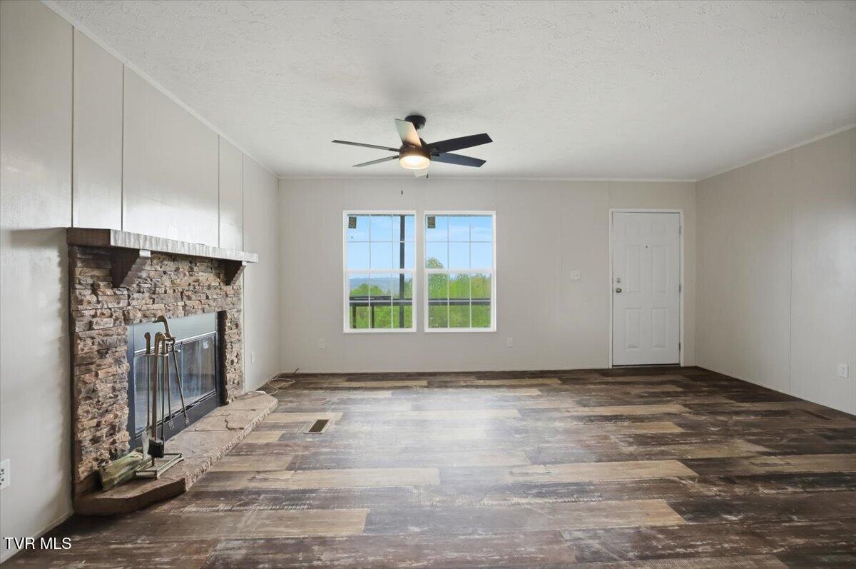 206 Prospect Road Sneedville, TN 37869 - Photo 11 of 43 11-206_Prospect_Rd_020