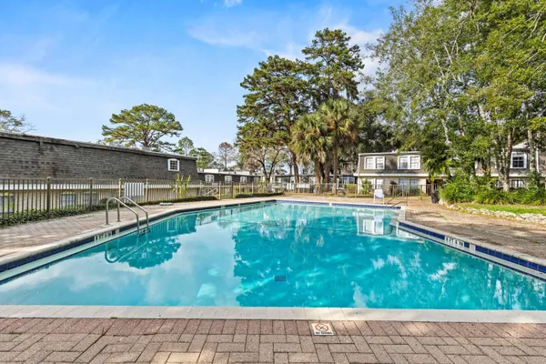 $67,900 | 2020 Continental Avenue, Unit 135, Tallahassee, FL 32304