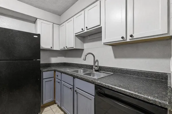 $67,900 | 2020 Continental Avenue, Unit 135, Tallahassee, FL 32304