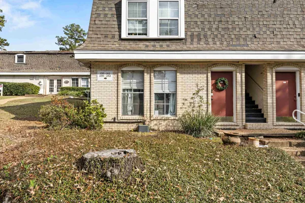 $67,900 | 2020 Continental Avenue, Unit 135, Tallahassee, FL 32304