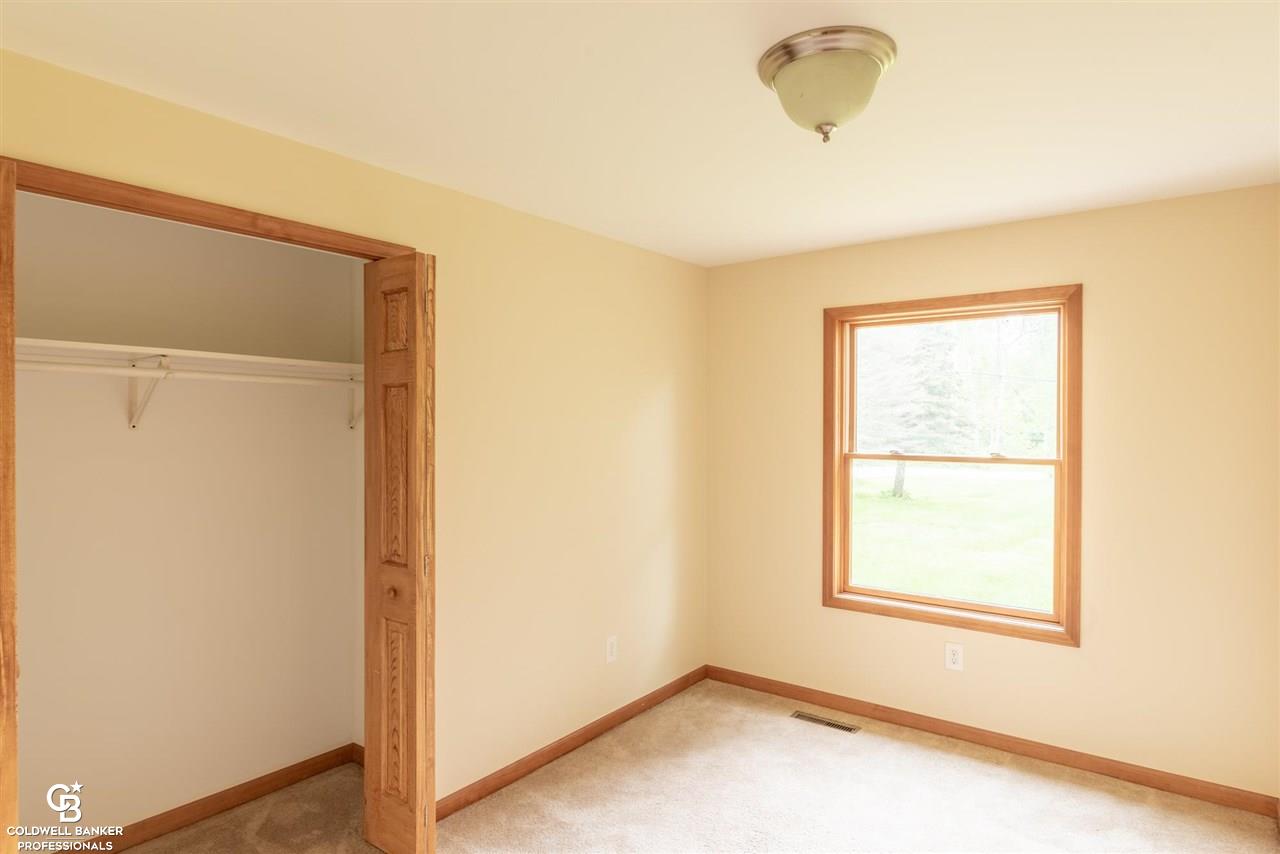 3352 Brace Road Fort Gratiot, MI 48059 - Photo 8 of 21