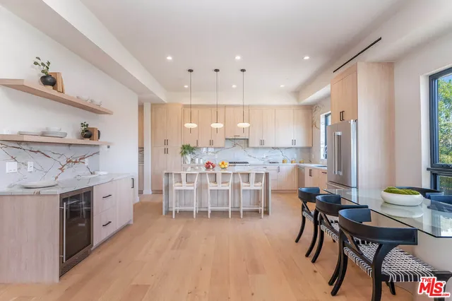 $2,595,000 | 1863 Barry Avenue, Los Angeles, CA 90025