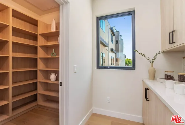 $2,595,000 | 1863 Barry Avenue, Los Angeles, CA 90025