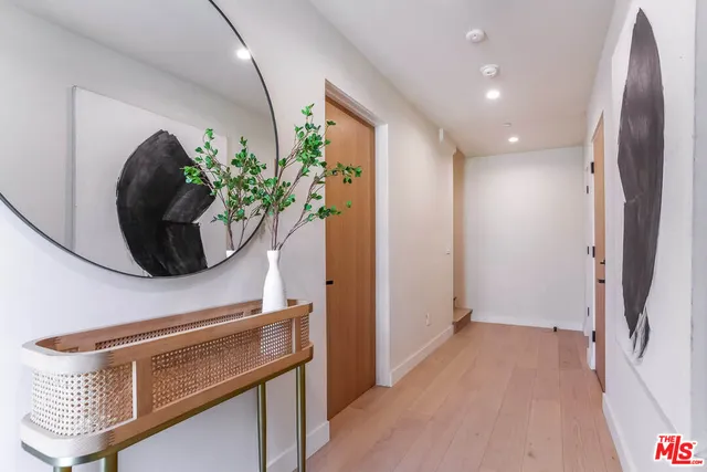 $2,595,000 | 1863 Barry Avenue, Los Angeles, CA 90025