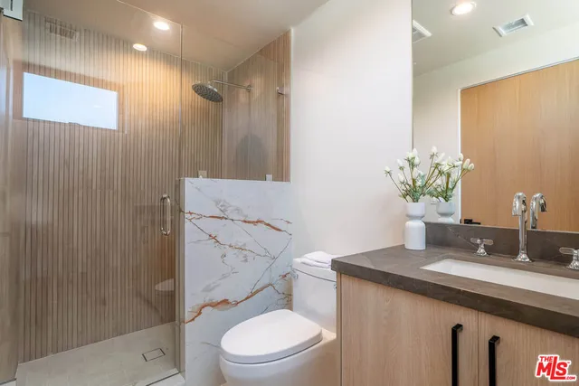 $2,595,000 | 1863 Barry Avenue, Los Angeles, CA 90025