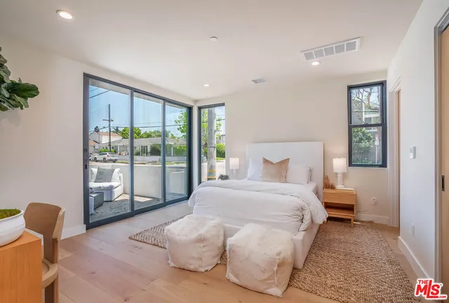 $2,595,000 | 1863 Barry Avenue, Los Angeles, CA 90025