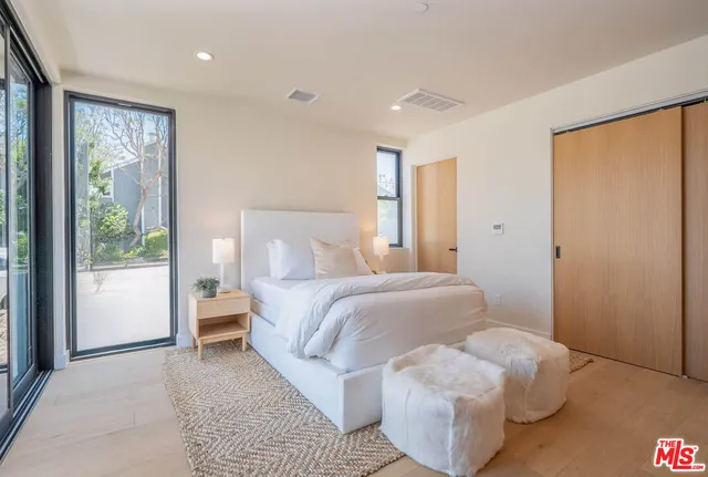 $2,595,000 | 1863 Barry Avenue, Los Angeles, CA 90025