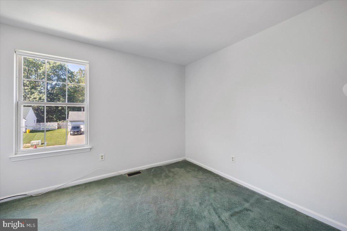 25 Country Club Road Pine Hill, NJ 08021 - Photo 29 of 40 an empty room with window