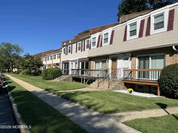$2,675 | 53 Primrose Lane, Brick, NJ 08724