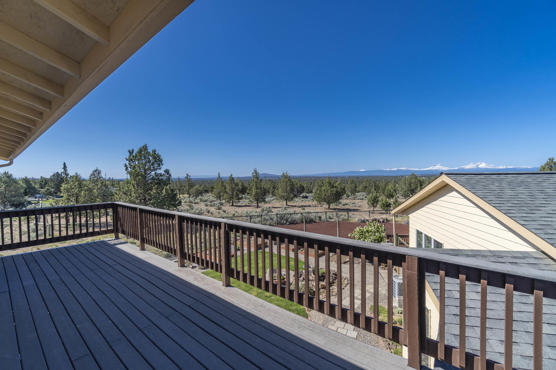15662 Southwest Steelhead Road Terrebonne, OR 97760 - Photo 28 of 52 17F