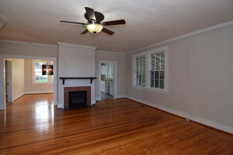 1407 Hickman Road Augusta, GA 30904 - Photo 7 of 42 Living Room
