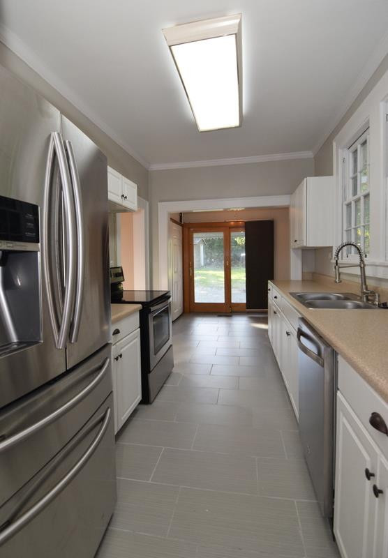 1407 Hickman Road Augusta, GA 30904 - Photo 8 of 42 Kitchen