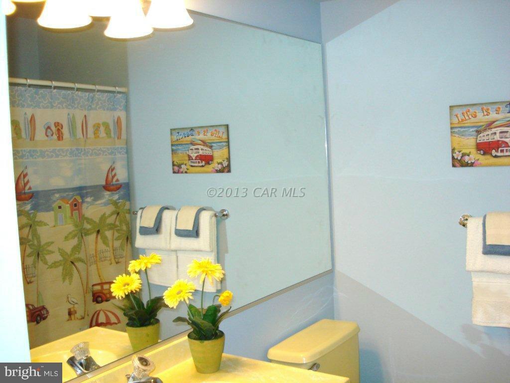 724 South Surf Road, Unit C Ocean City, MD 21842 - Photo 21 of 23 Gallery Image 21