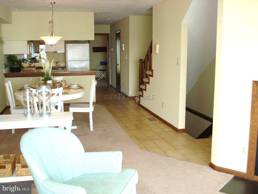 724 South Surf Road, Unit C Ocean City, MD 21842 - Photo 8 of 23 Gallery Image 8
