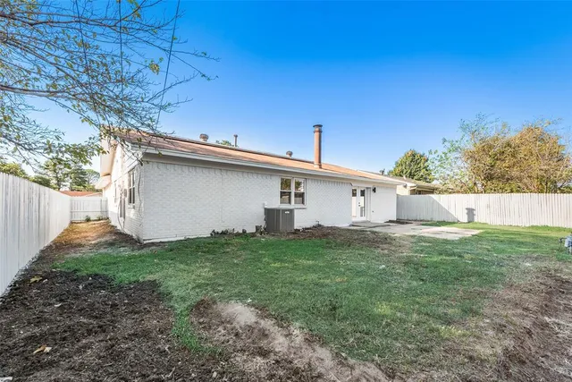 $2,700 | 4117 Spokane Street, Irving, TX 75062